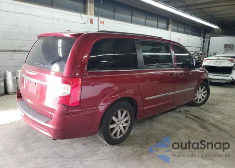 2016 Chrysler Town & Country Touring из США, поврежденный, VIN 2C4RC1BG3GR186857